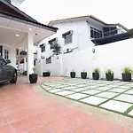 Jb City 5 Bedroom Semi-D Near Ksl,Mid Valley ,Berjaya Waterfront