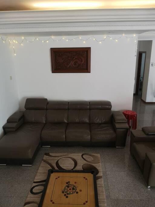 Jb 5 Bedroom Semi-d Near Ksl,mid Valley ,berjaya Waterfront Villa