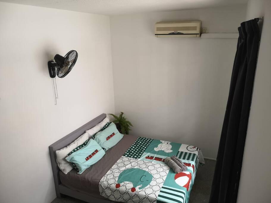 Jb 5 Bedroom Semi-d Near Ksl,mid Valley ,berjaya Waterfront Villa *