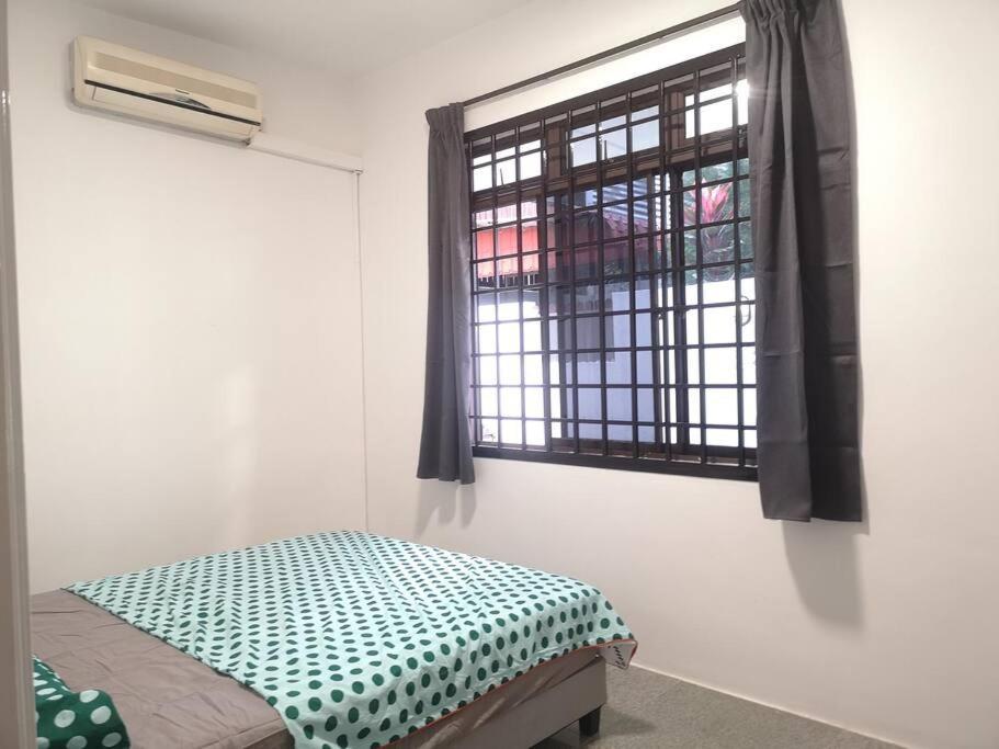 Villa Jb 5 Bedroom Semi-d Near Ksl,mid Valley ,berjaya Waterfront