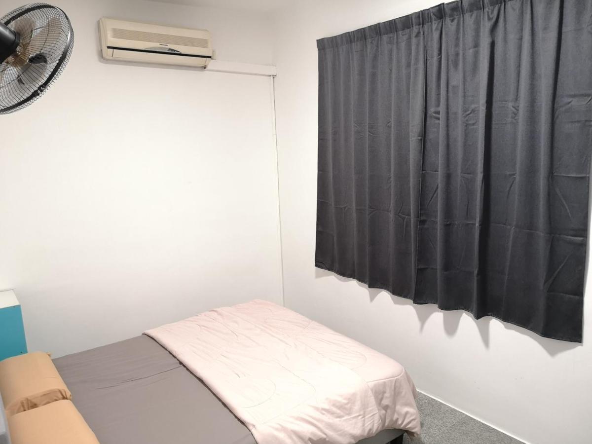 Jb 5 Bedroom Semi-d Near Ksl,mid Valley ,berjaya Waterfront *