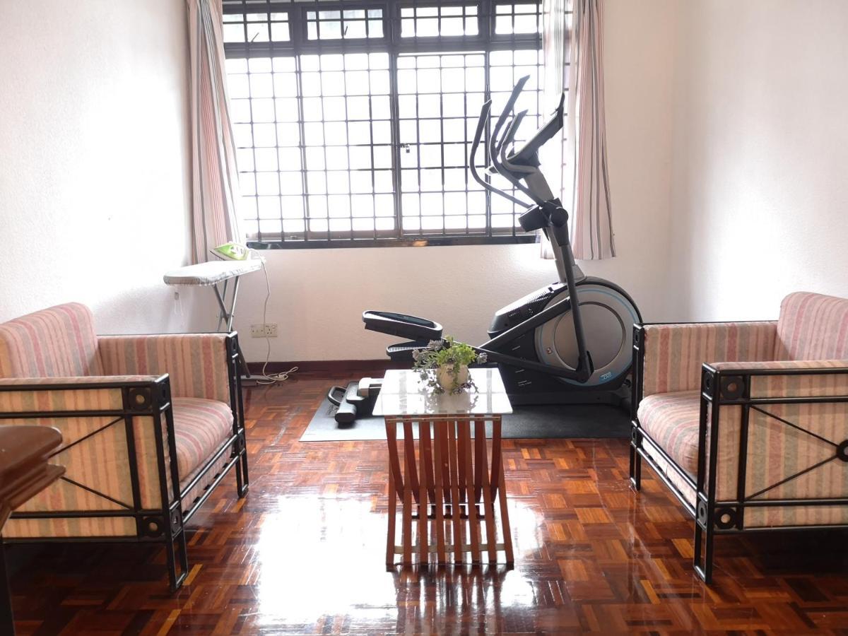 Villa Jb 5 Bedroom Semi-d Near Ksl,mid Valley ,berjaya Waterfront *