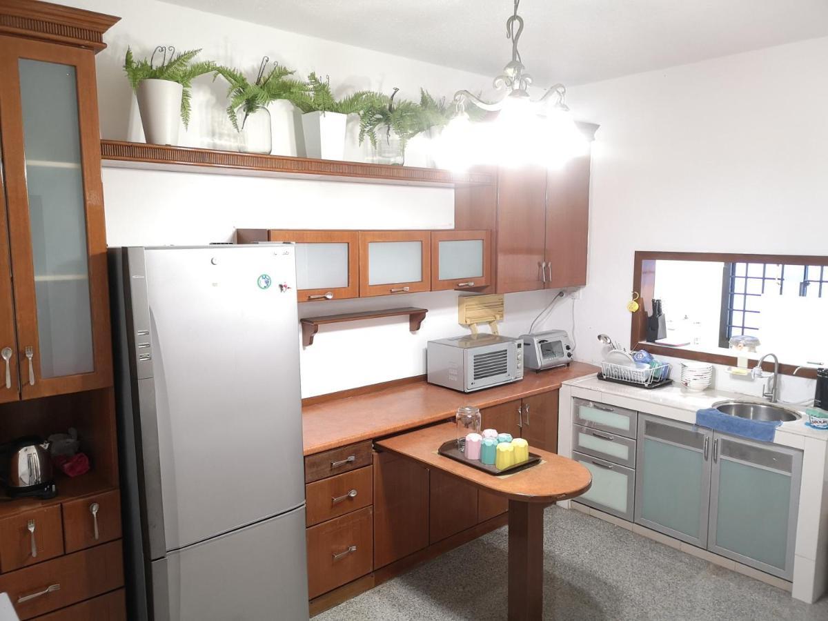 Jb 5 Bedroom Semi-d Near Ksl,mid Valley ,berjaya Waterfront *